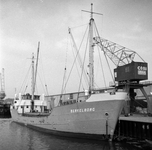 849442 Afbeelding van het vrachtschip Berkelborg in de Protonhaven op het industrieterrein Lage Weide te Utrecht. ...